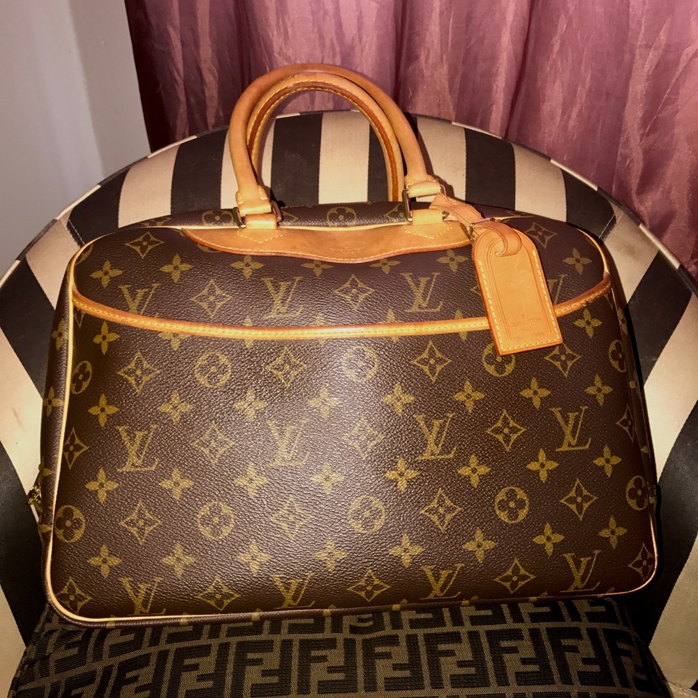Louis Vuitton Deauville Handbag