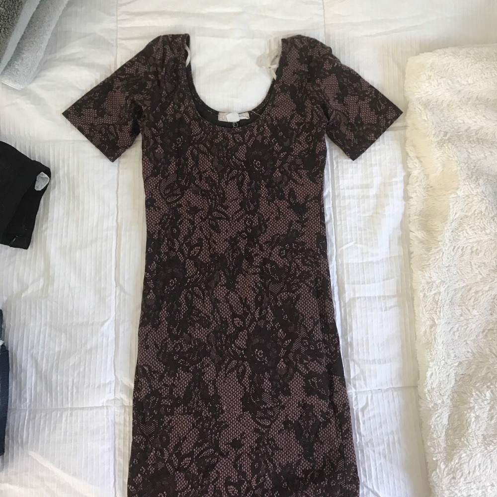 Comfy lace print dress
