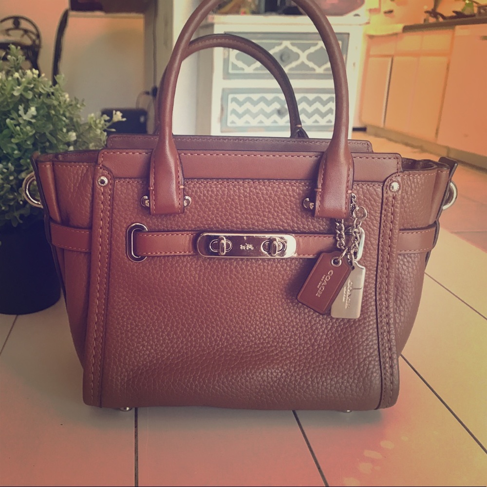 👜👜 Coach Hand 🤚🏼 Bag 👜👜