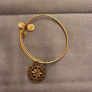 compass bracelet
