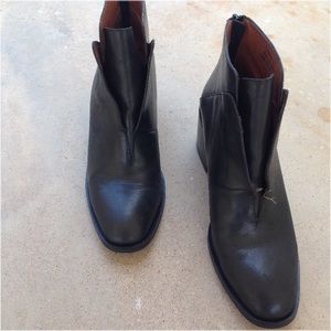 Jeffrey Campbell 'Jermaine' Bootie