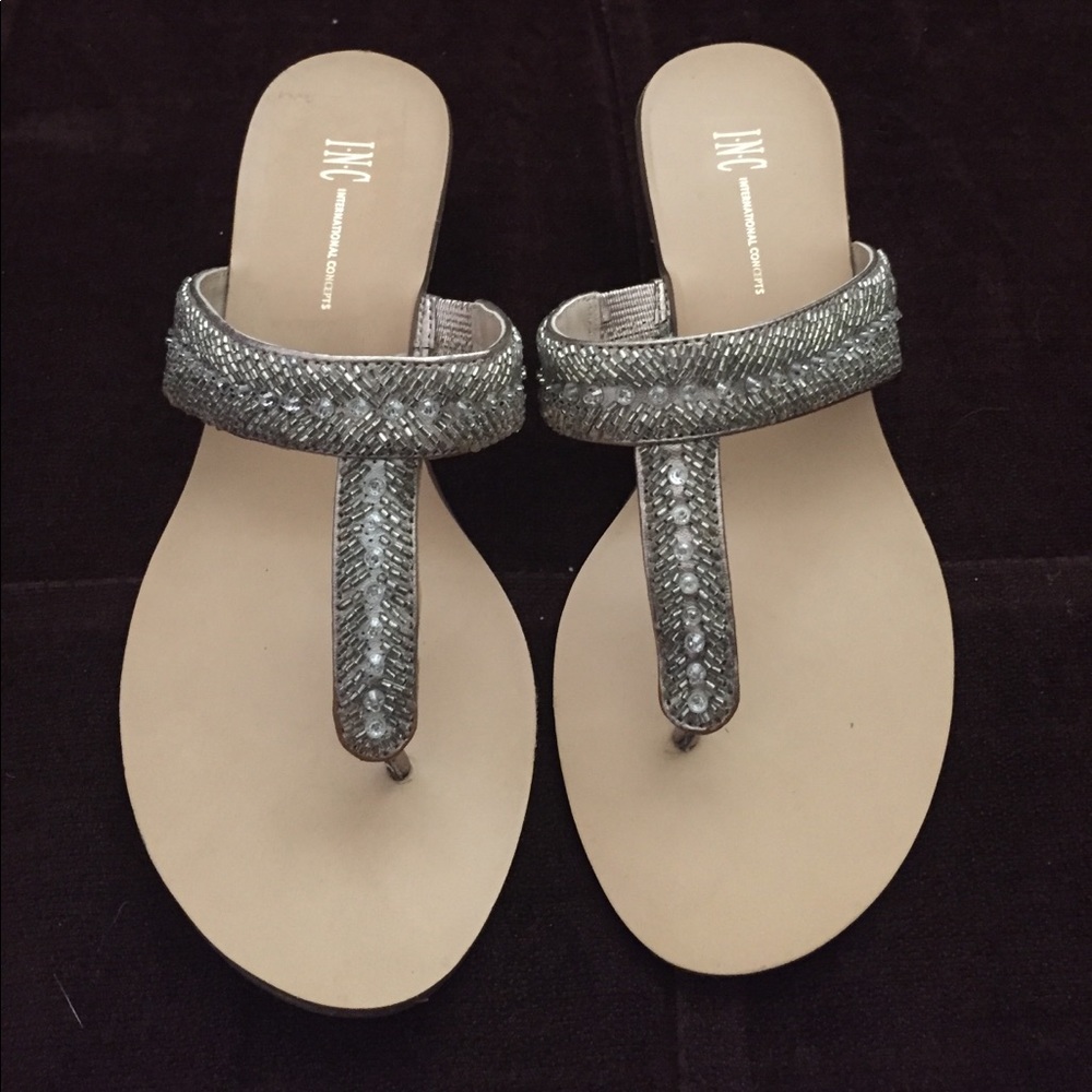 International concepts silver beaded sandals 5.5