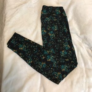 Lularoe TC Floral Print Leggings