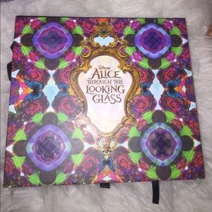 Urban Decay Alice eyeshadow palette