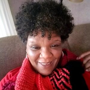 Meet your Posher, Kim