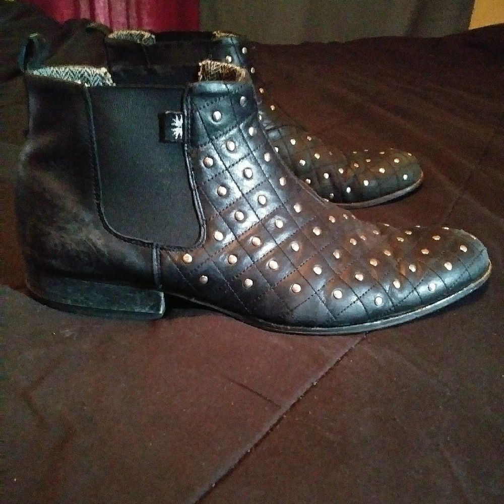 SOLD Italian Studded Chelsea Boots ! Sz 43/10