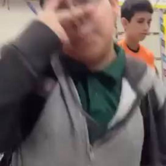 Meet your Posher, Juan - Picture 1 of 1