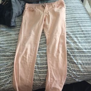 Light pink jeggings