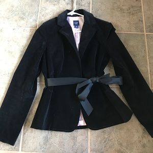 Gap black velvet jacket