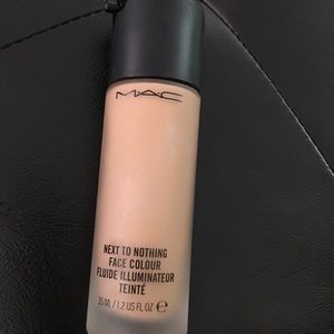 NEW MAC Next to Nothing Foundation-medium deep
