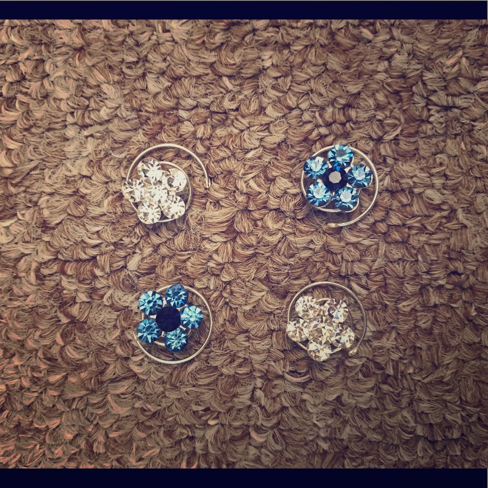 Cute flower twist-in hair accessories