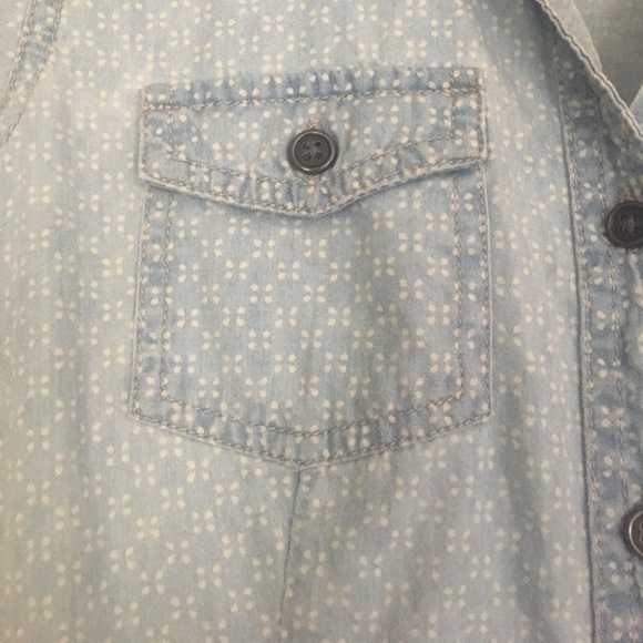 CLOSET CLOSING - Picture 5 of 6