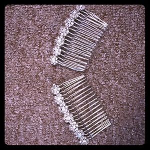 Elegant hair accessories, so cute!