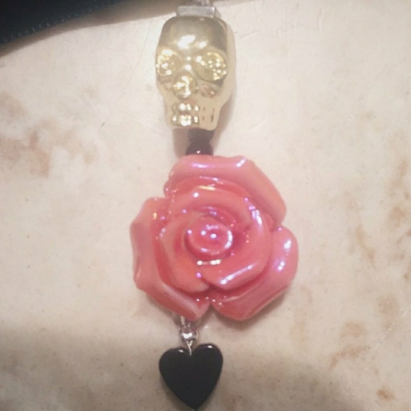 💎NEW💎 The Deadly Romance Velvet Choker 🌹 - Picture 4 of 4