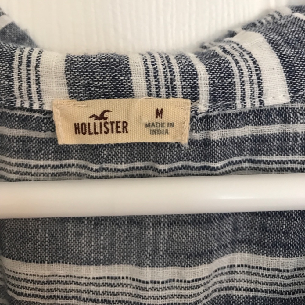 Hollister Tee - Picture 2 of 3