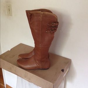 born flat boots