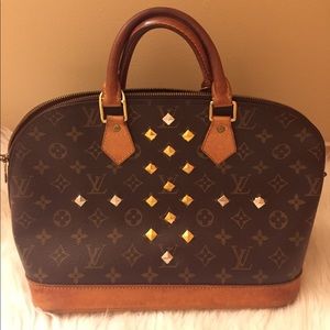 💥💯% Authentic Vintage Louis Vuitton Alma💥