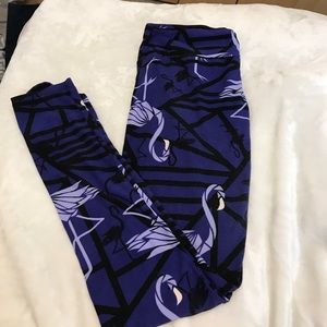 LulaRoe TC Crane Print Leggings
