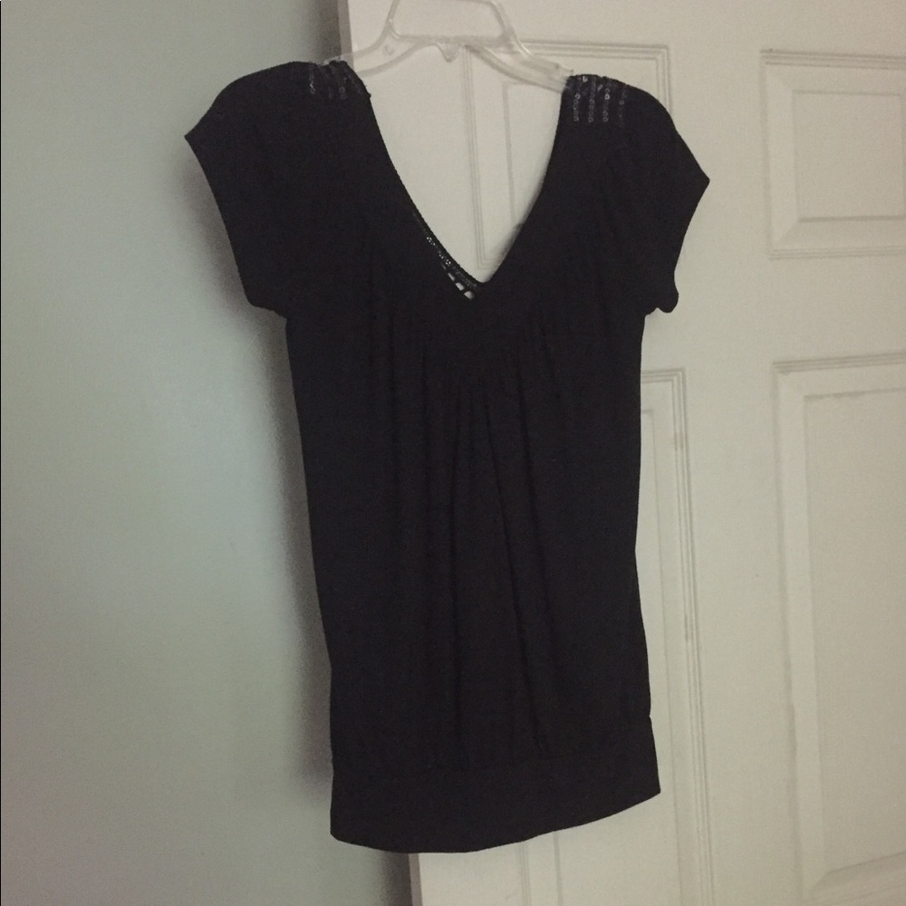 Fun sequin tee! - Picture 2 of 5