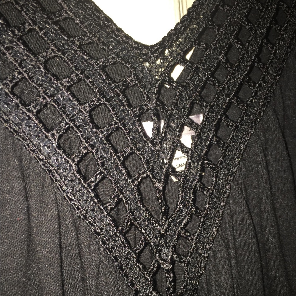 Fun sequin tee! - Picture 3 of 5