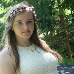 Meet your Posher, Annie