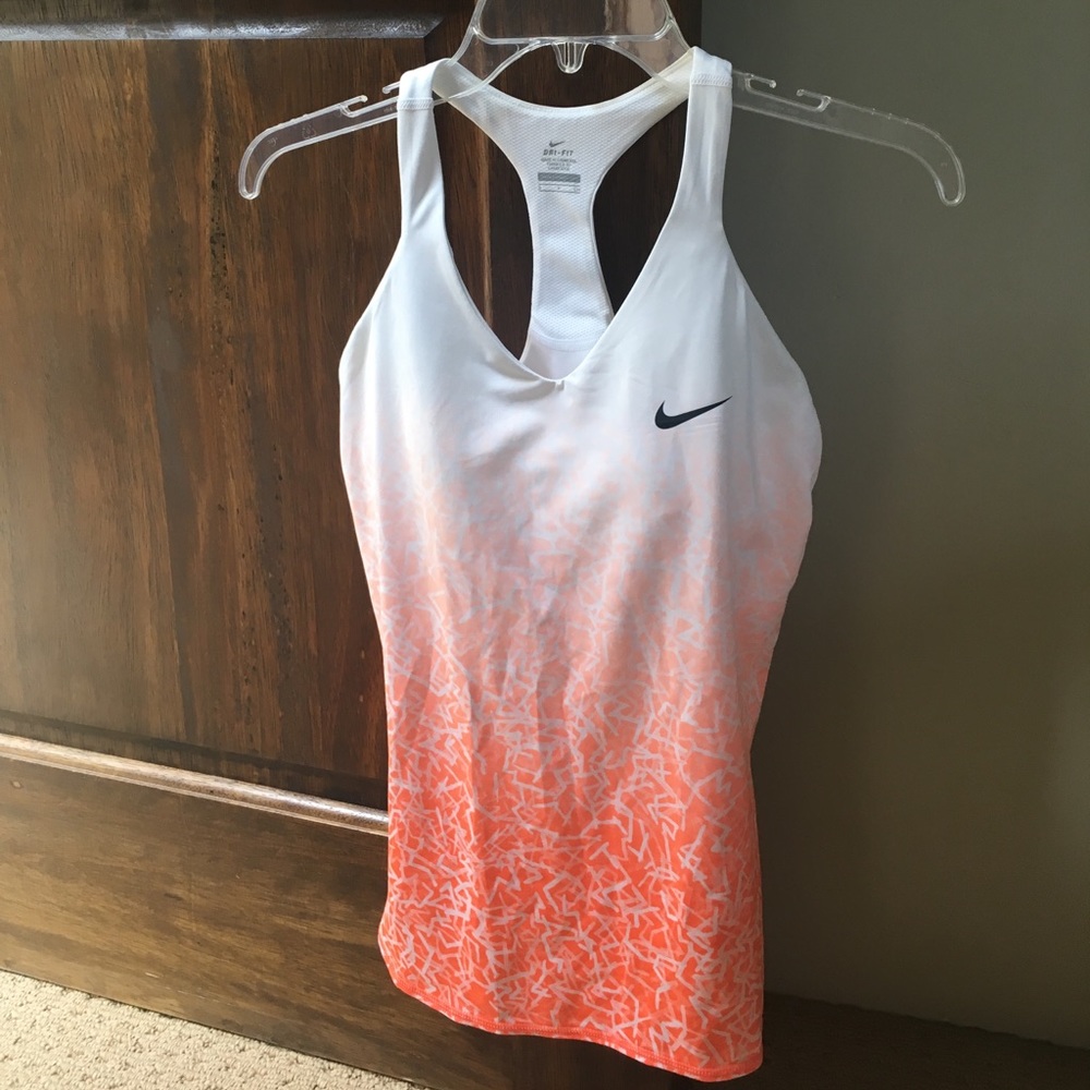 Nike dri-fit shaping tank