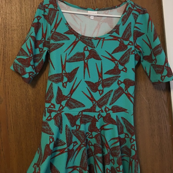 LuLaRoe - M Nicole - Picture 1 of 2