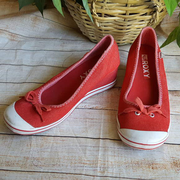 red canvas pumps