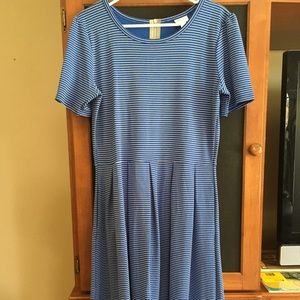 Lula Roe Amelia dress