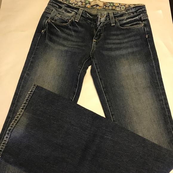 Paige size 26 Laurel Canyon boot cut - Picture 3 of 8