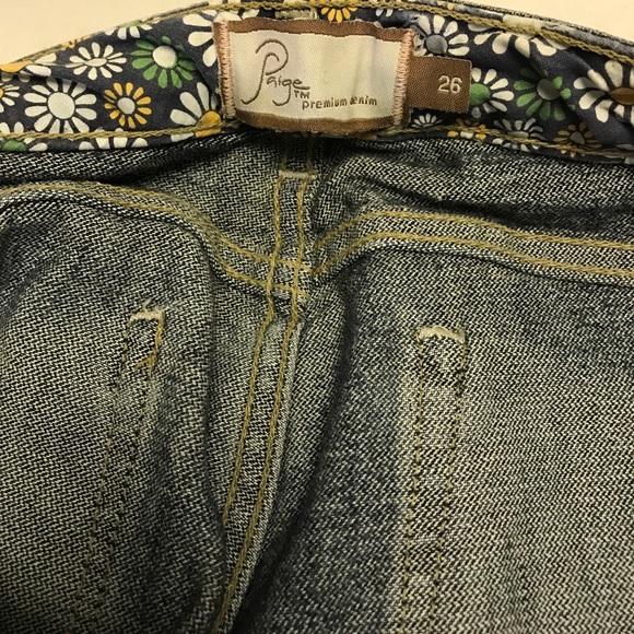 Paige size 26 Laurel Canyon boot cut - Picture 6 of 8