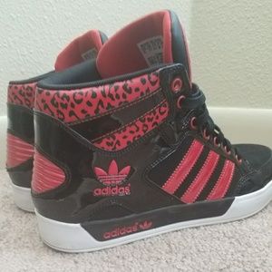 High top Adidas!