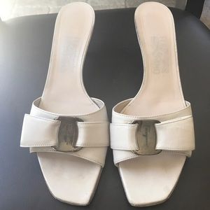 Salvatore Ferragamo Sandals in Light Gray, Sz 9.5.