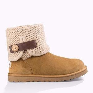 UGG Australia Shaina boot size 5 Chestnut color