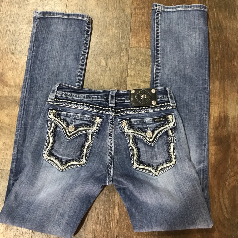 Miss Me sz 29 Signature Bootcut