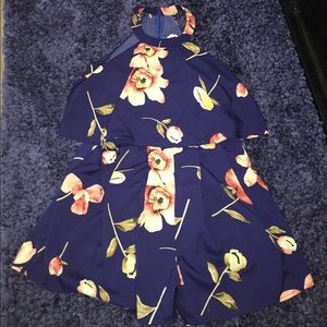 ‼️3/$15‼️Sleeveless Navy Printed Flowy Romper