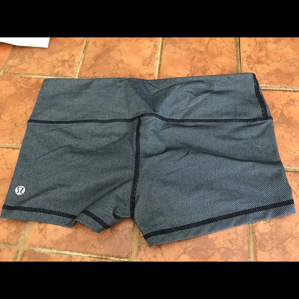 Lululemon spandex size 8