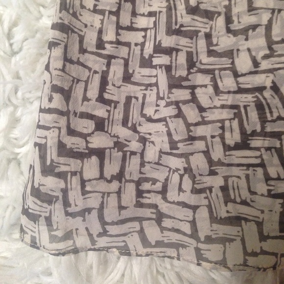 The Limited knot front silk pattern print cami - Picture 7 of 9