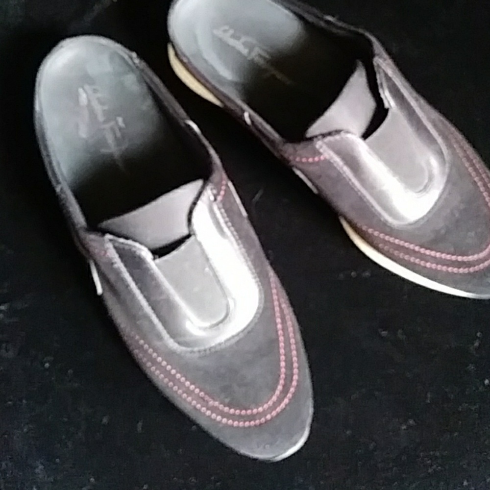 SalvatoreFerragamo suede/leather slip-ons-sz 6 1/2