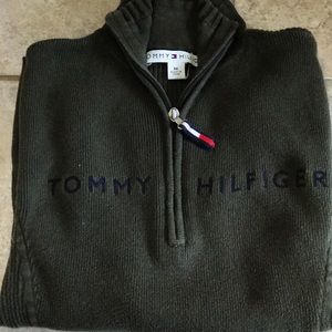 Tommy Hilfiger sweatshirt!