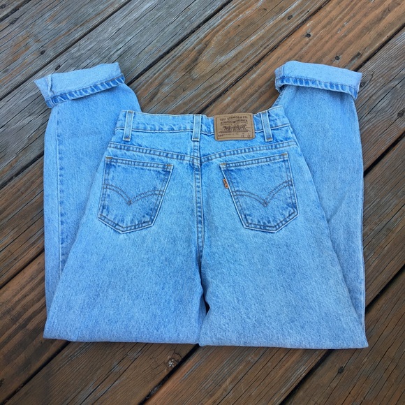 SOLD Vintage Levi's - Picture 4 of 5