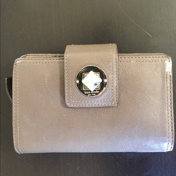 kate spade Handbags - Kate Spade Wallet