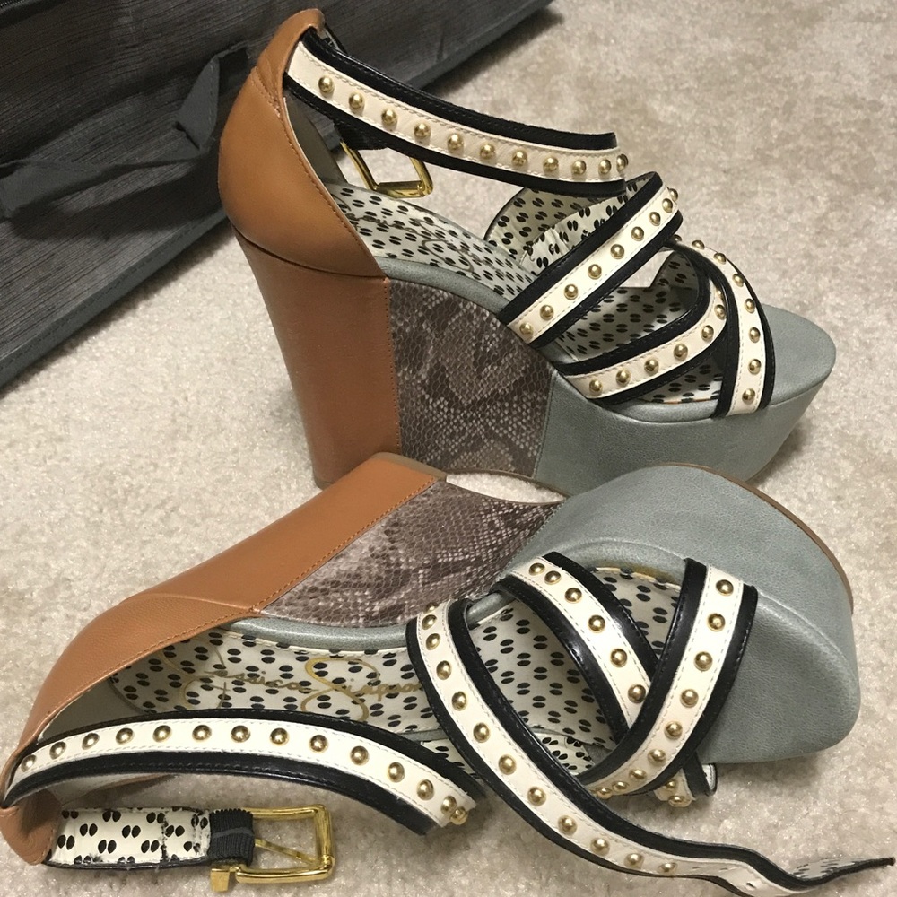 Jessica Simpson wedges