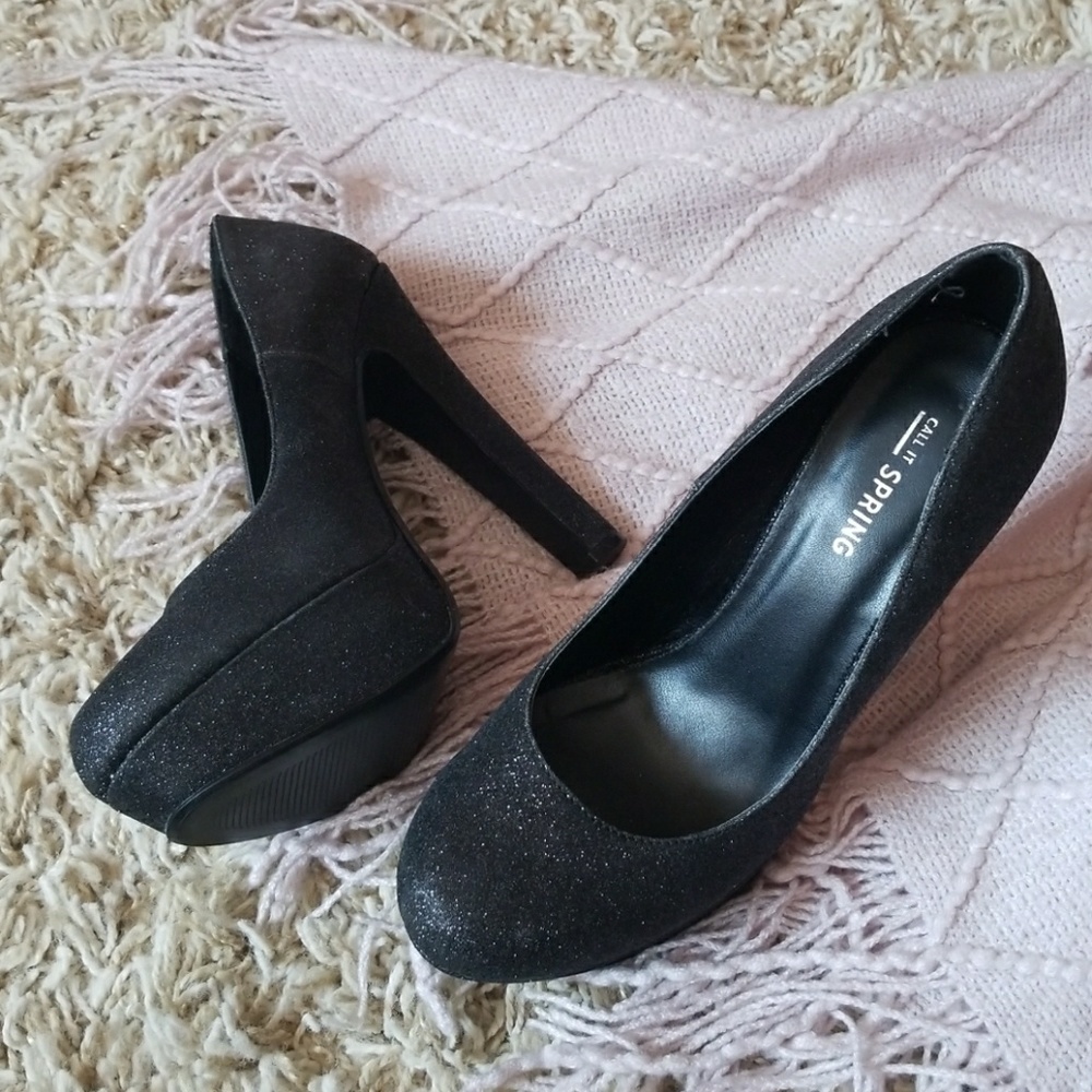 Call It Spring Black Glittery Pumps