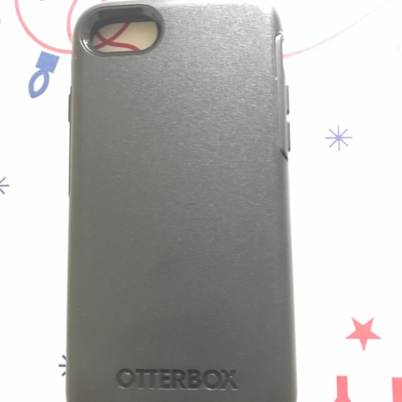 iPhone 7 otterbox case - Picture 4 of 6