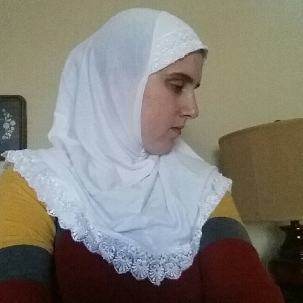 Pull-on Lace Al-Amira Hijab