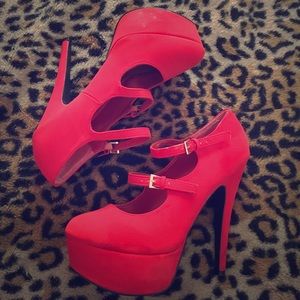 Red shoes by Cupid