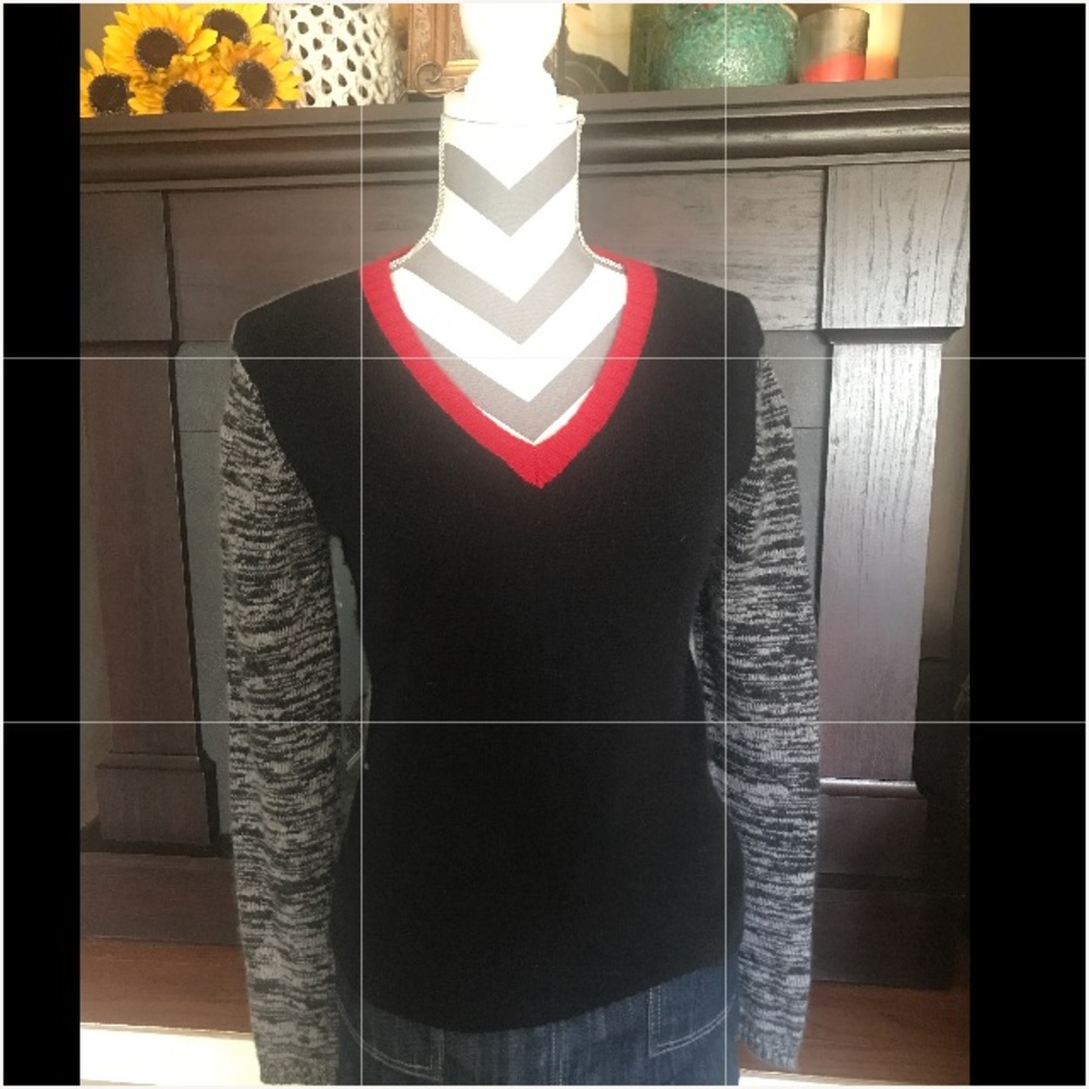 ❄️OLD Navy Wool Blend Sweater ❄️