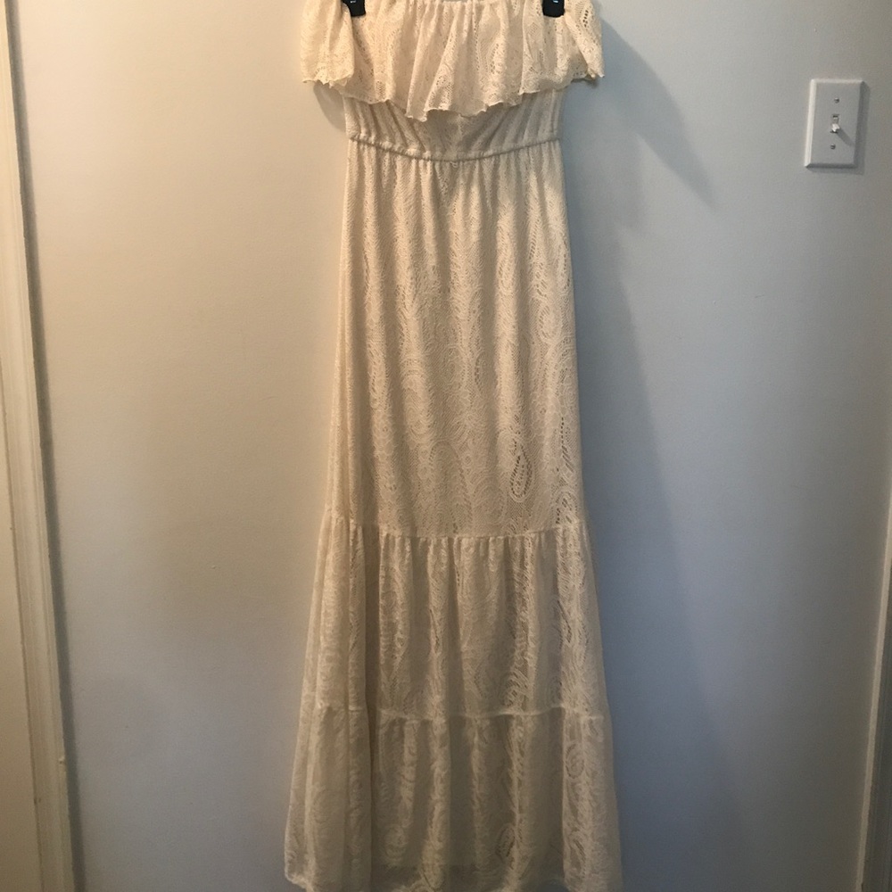 Strapless. Lined and Lace Maxi Dress.