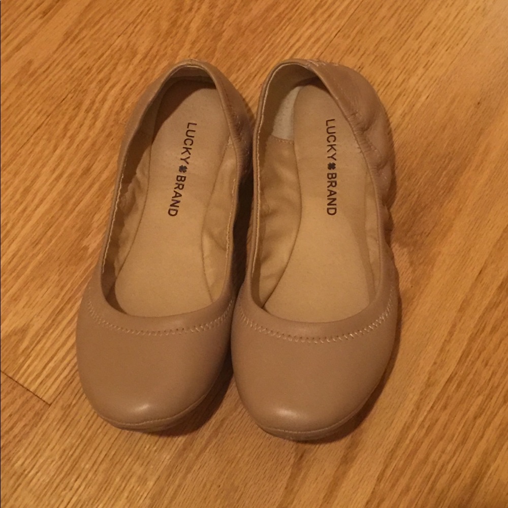 Brand new lucky Flats
